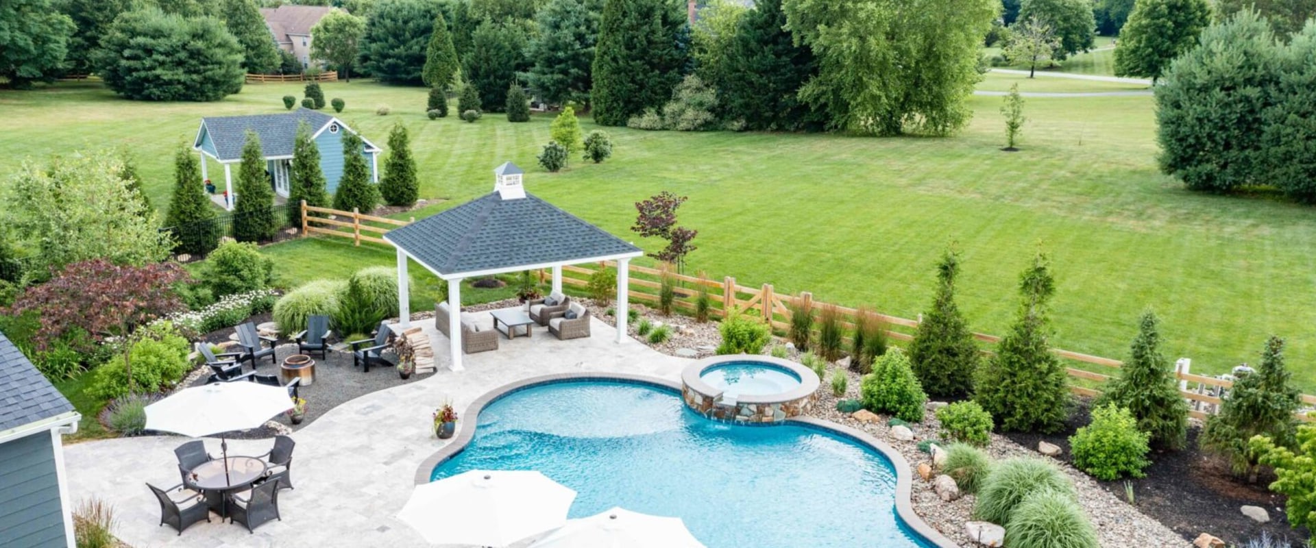 Backyard Transformations: Turning Your Outdoor Space into an Oasis